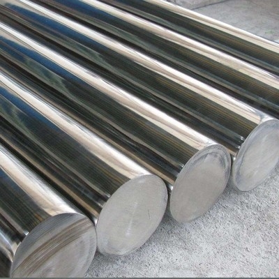 Warmgewalzte / Kaltgewalzte ISO9001 AISI ASTM 301 303 304 Runde Stange aus Edelstahl